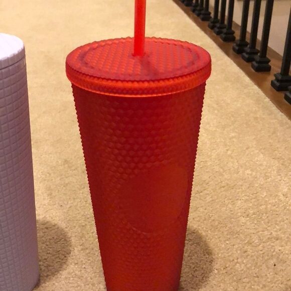 Starbucks valentine set tumblers. - Picture 7 of 9